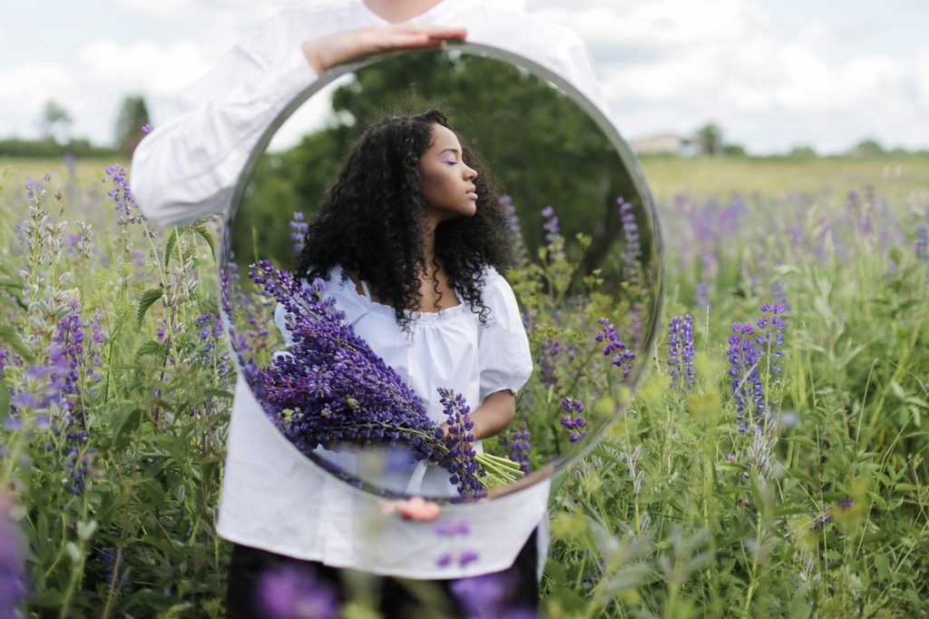 Mirror Self Reflection
